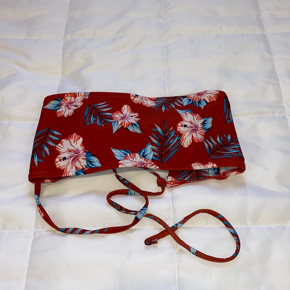 Zaful swim top size US8